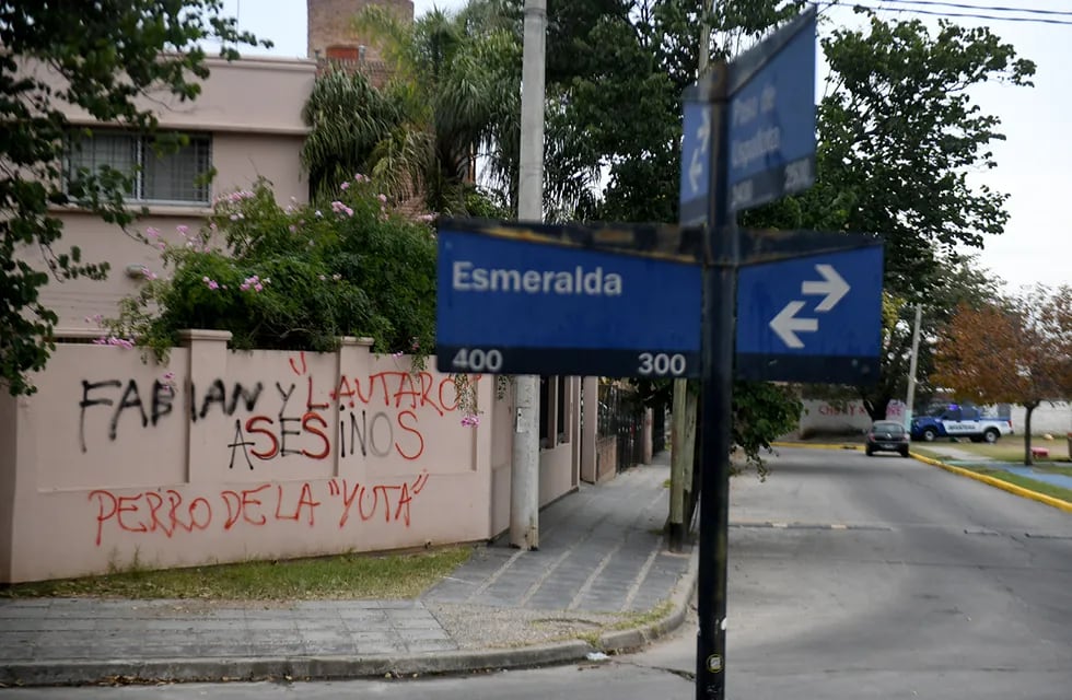 Atacaron la casa del presunto asesino de un joven en barrio San Martín, ciudad de Córdoba.