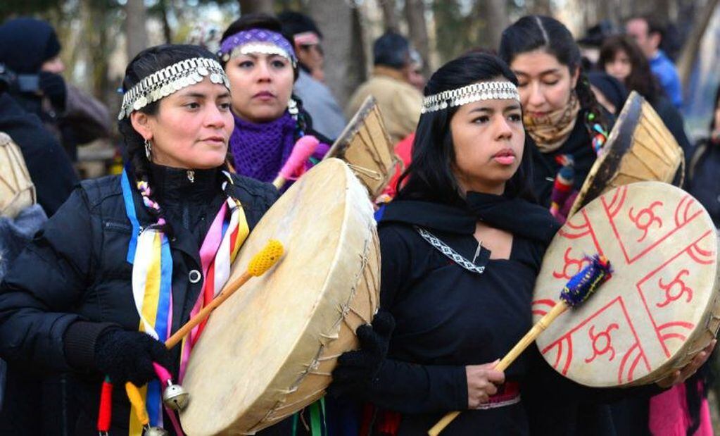 Mapuches en Neuquén (web).