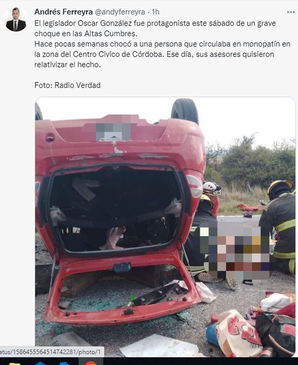 El exministro Oscar González chocó con otro vehículo en el Camino de las Altas Cumbres.