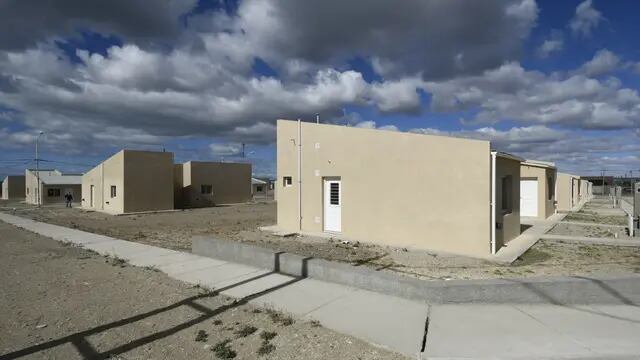 Entregan 32 viviendas del plan Techo Digno en Puerto San Julián