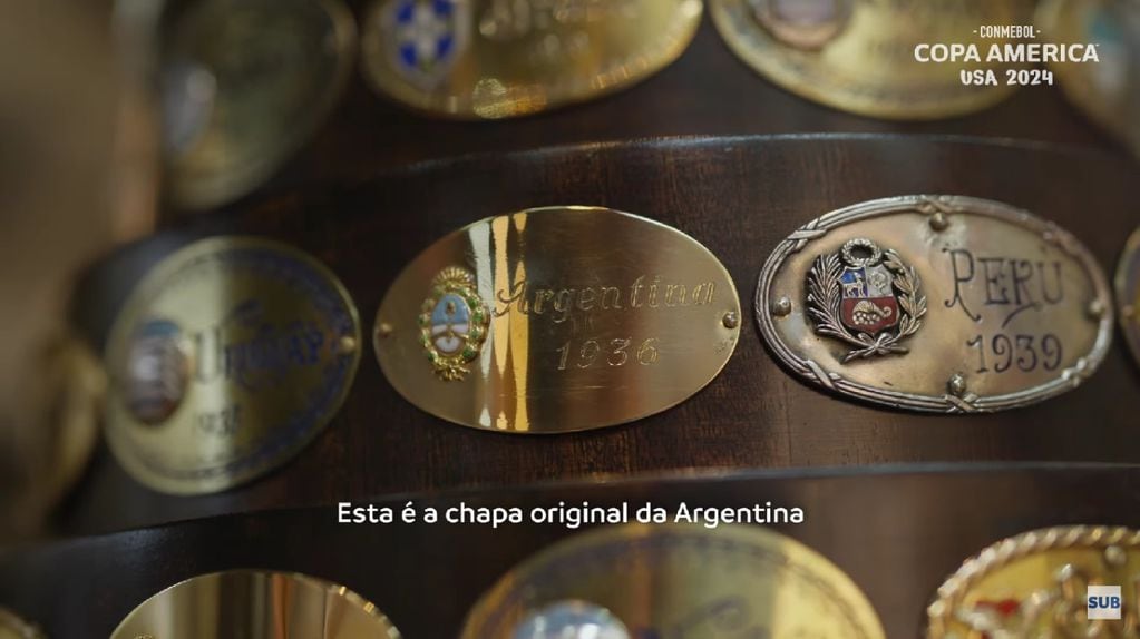 Chapa entrega a Argentina en los inicios del torneo.