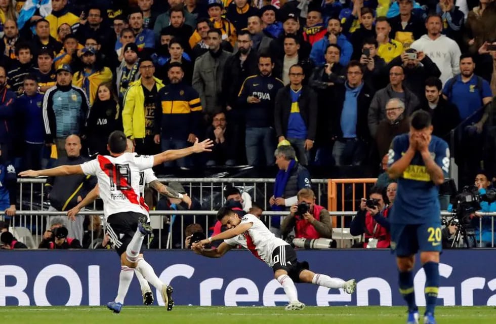Boca borró un tuit de la Superfinal en Madrid por las cargadas de los hinchas de River. (EFE)