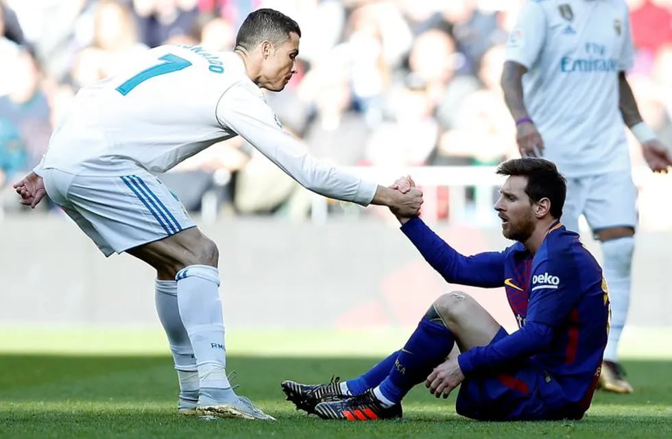 Cristiano Ronaldo puede ir preso y se defiende usando a Lionel Messi. Foto: AP.