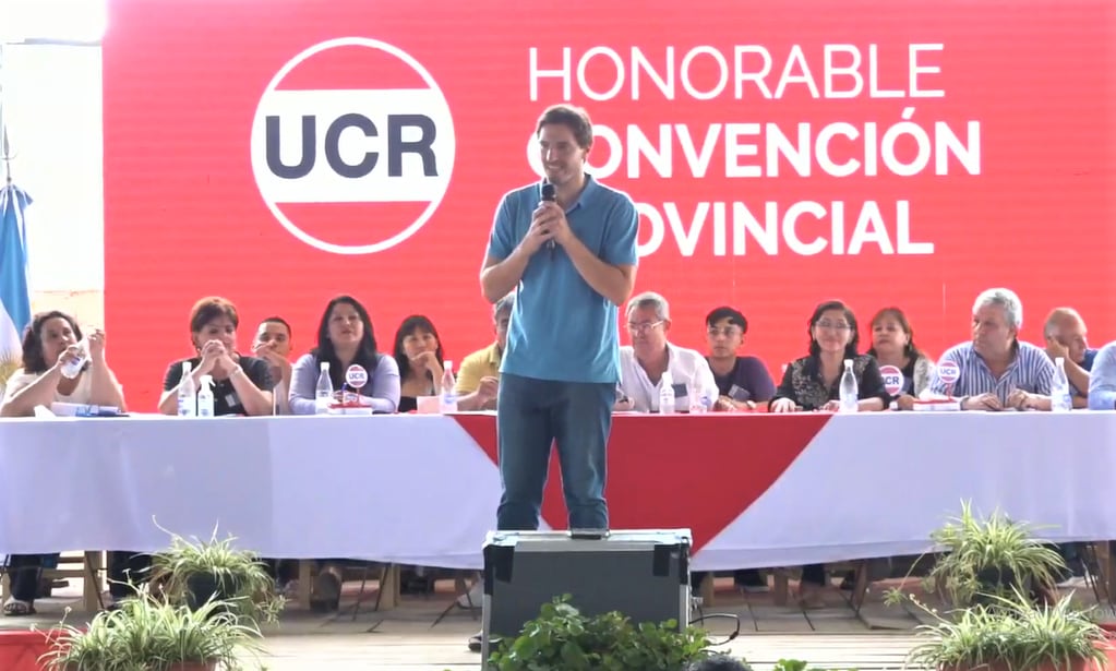 Encendida arenga pronunció el diputado provincial Adriano Morone en su carácter de presidente de la Juventud Radical de Jujuy.