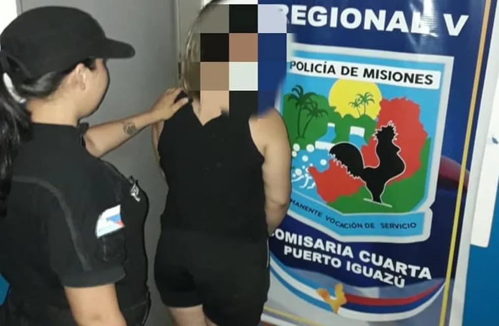 Puerto Iguazú: incendió la motocicleta de su ex y fue detenida.