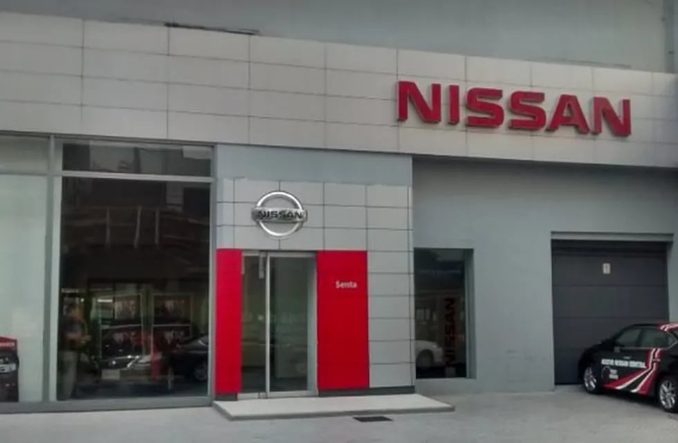 Los empleados de Senta fueron sorprendidos a primera hora dentro del local. (Nissan Senta)