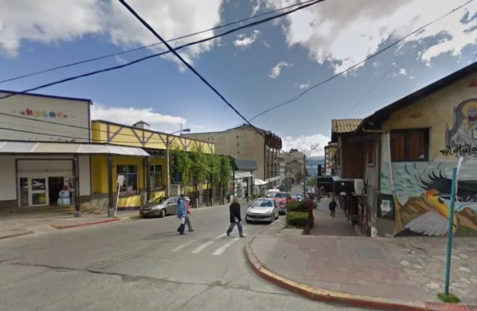 El contingente estaba alojado en Palacios al 200. (Google Street View)