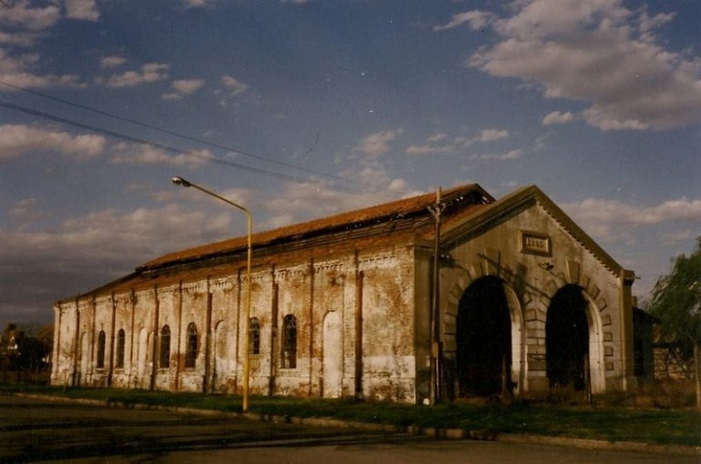 Estación  de tren Tres Arroyos años 90 (foto: archivo personal Andrés Errea)