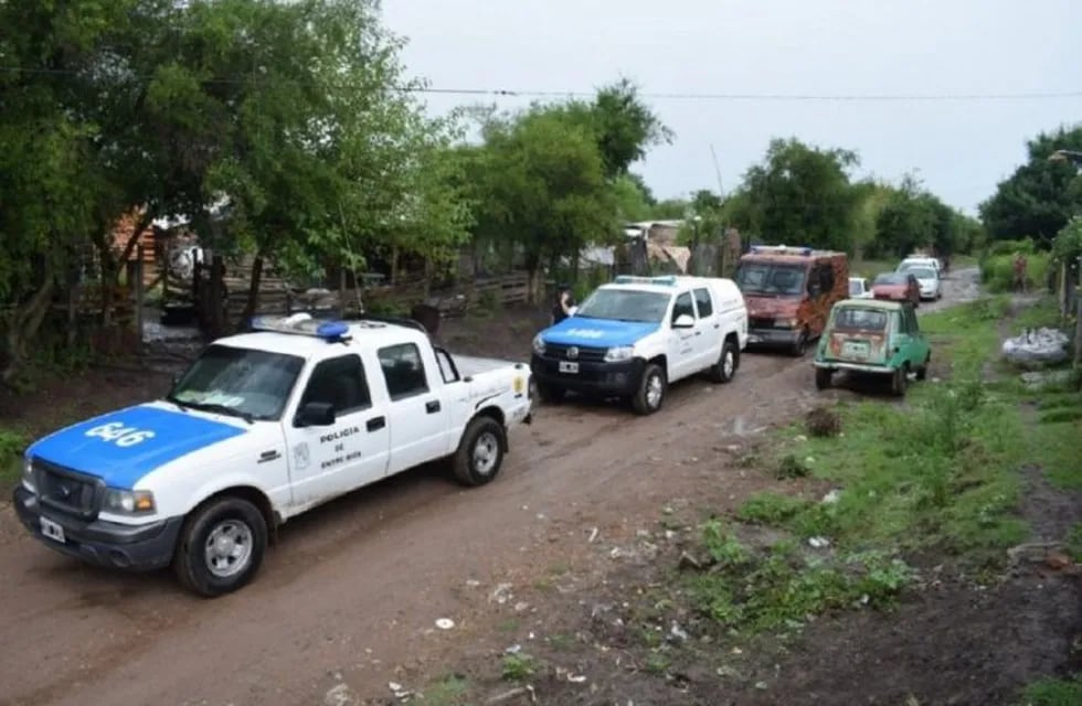 Operativo policial en Gualeguaychú\nCrédito: PER