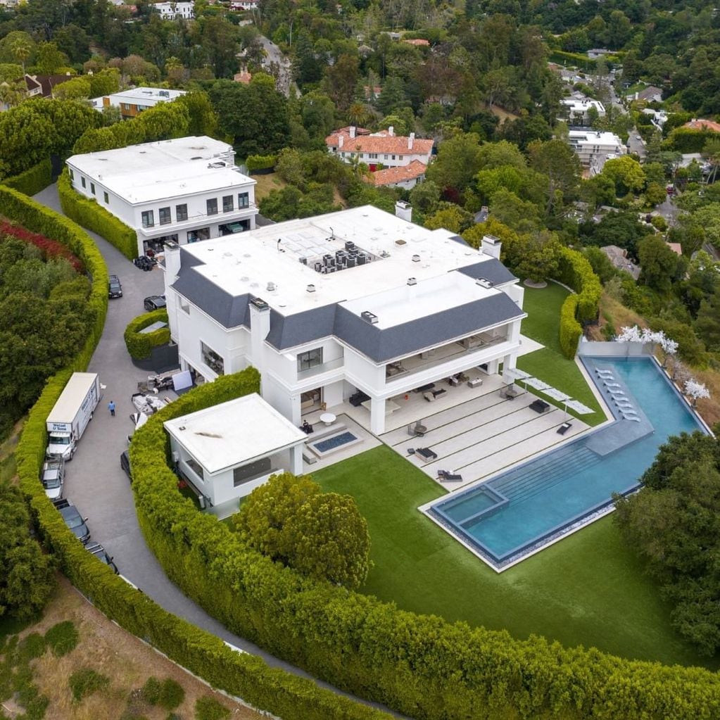 Así la increíble mansión de Jennifer López y Ben Affleck.