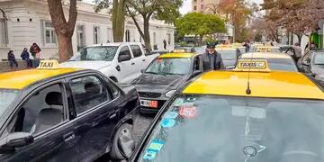 Protesta de taxis en Río Cuarto