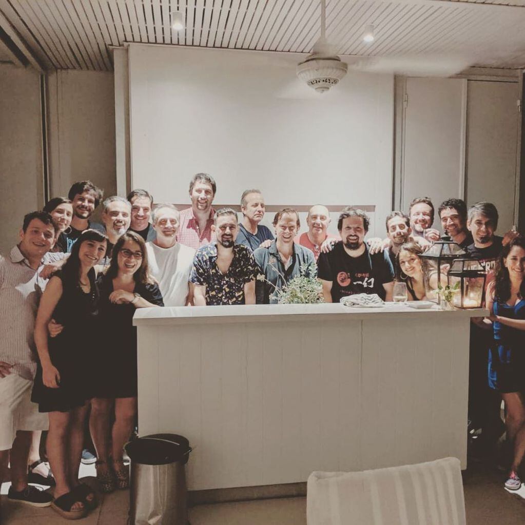 Con esta imagen de todo el equipo de su programa, Matías Martin anunció en su cuenta de Instagram la despedida. 