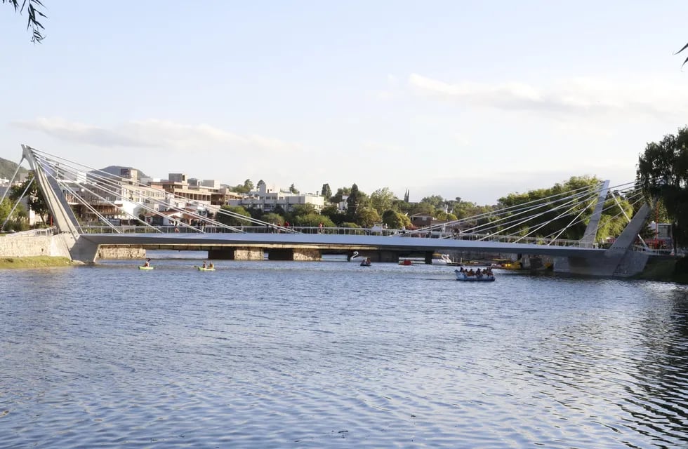 Puente Centenario de Villa Carlos Paz. Febrero 2021. (Foto: Secretaría de Turismo VCP).