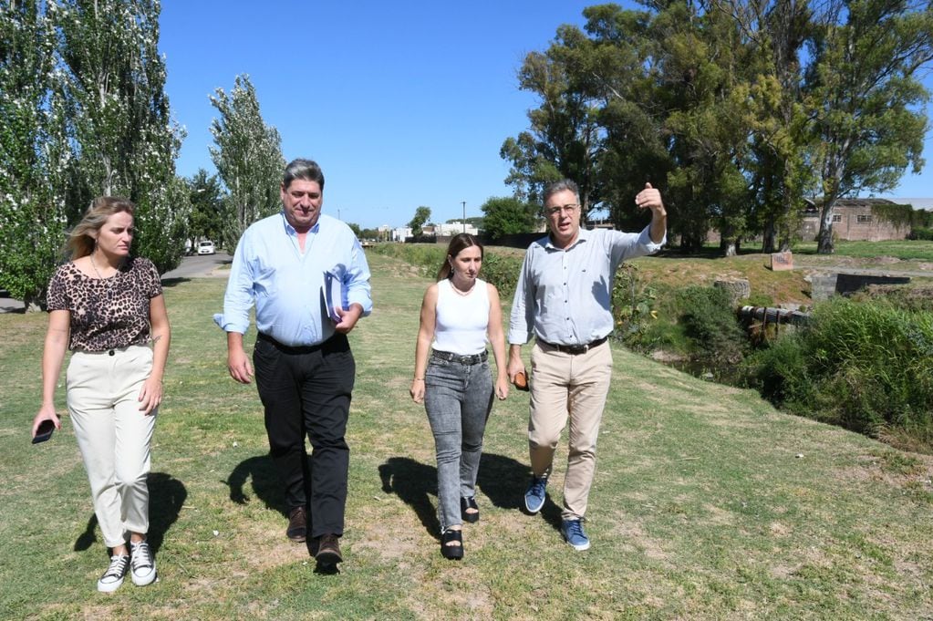 Licitaron la obra de saneamiento en el Canal Sur, en la zona del barrio La Cañada