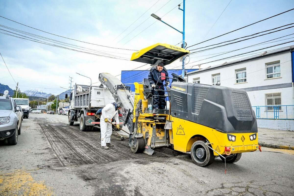 Más obras de repavimentación en Ushuaia