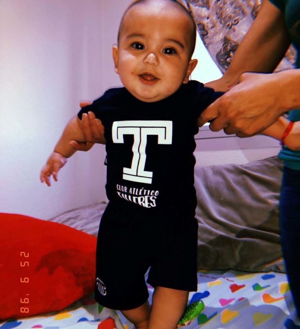 Francesco Ambrosioni, el hijo de Morena Rial y Facundo Ambrosioni ya tiene su camiseta de Talleres de Córdoba (Foto: Instagram/@moreerial)