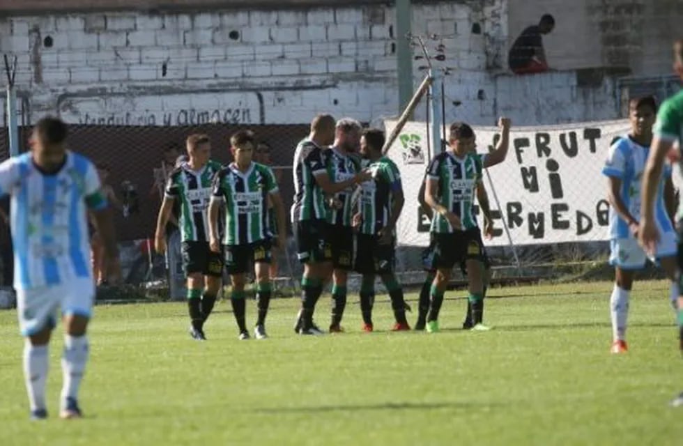 Villa Mitre ganó en Viedma