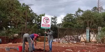 Colocan nueva cartelería de tránsito en Puerto Iguazú