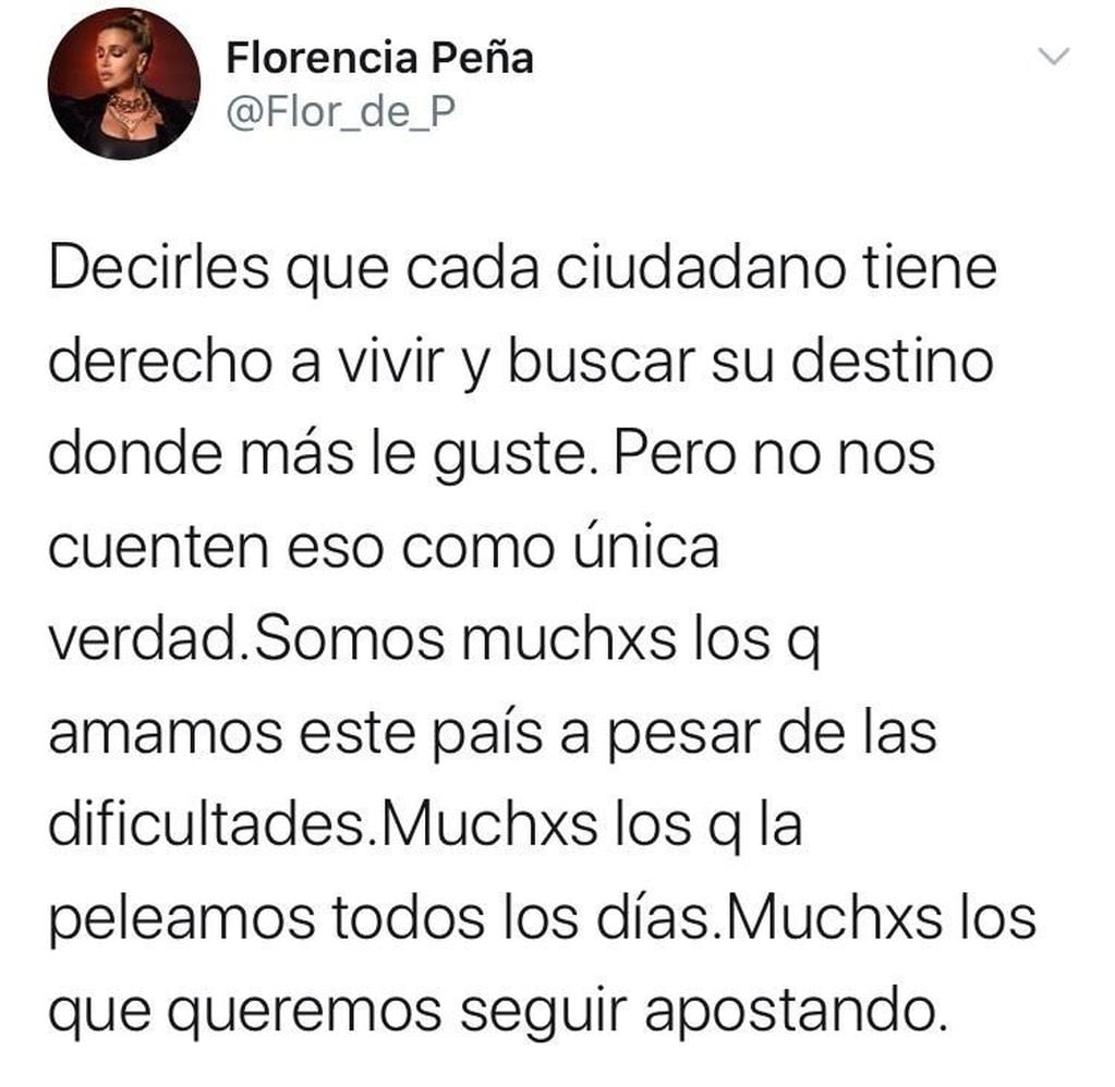 Tuit de Florencia Peña