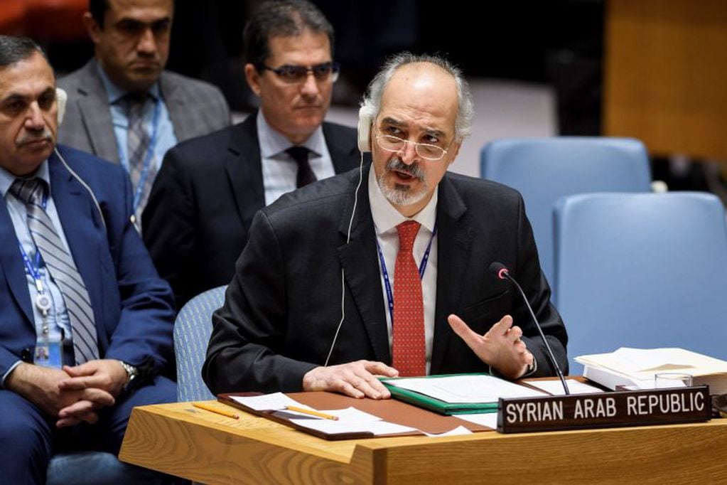 El representante permanente de Siria ante la ONU, Bashar Ja·afari, se pronuncia durante la sesión del Consejo de Seguridad sobre el Conflicto en Cercano Oriente. (Foto: EFE)