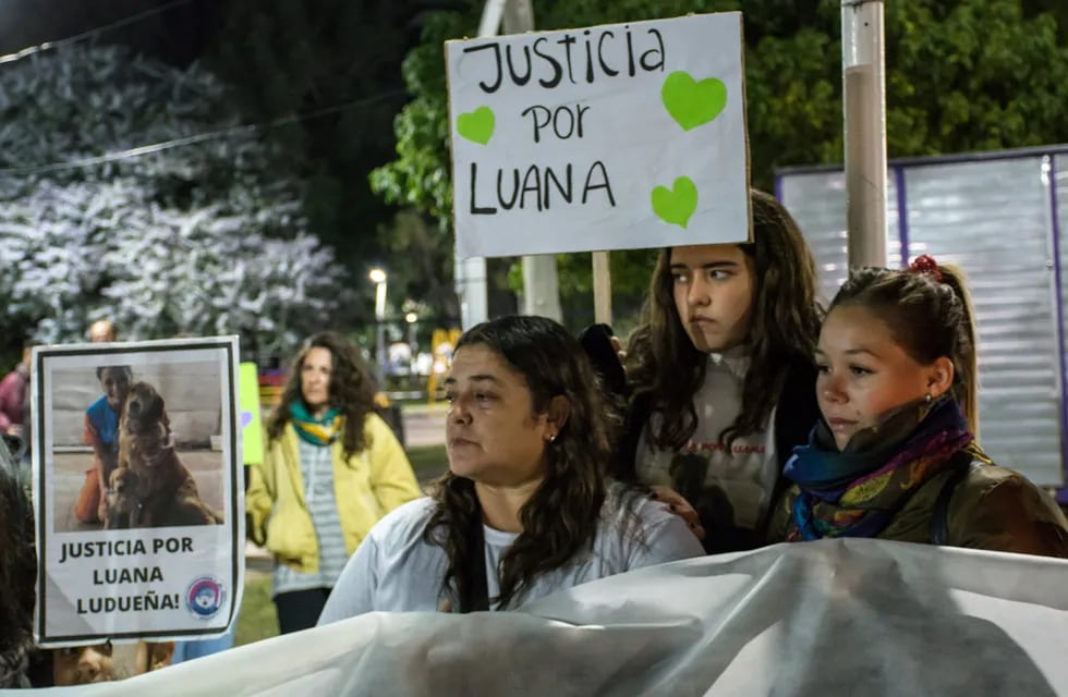 Pilar. Marcha por la muerte de Luana Ludueña. (La Voz)