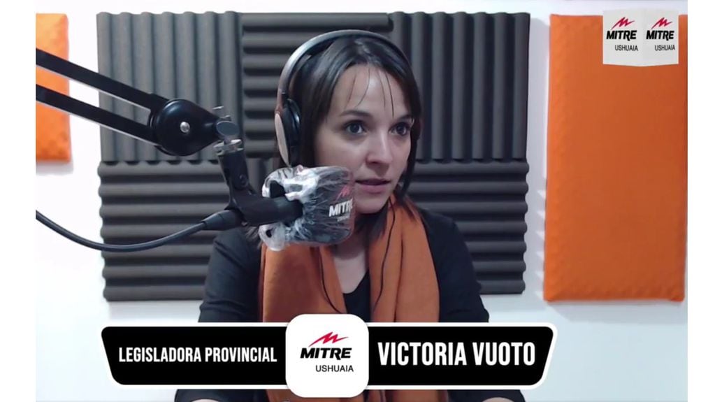 Victoria Vuoto en Radio Mitre Ushuaia.