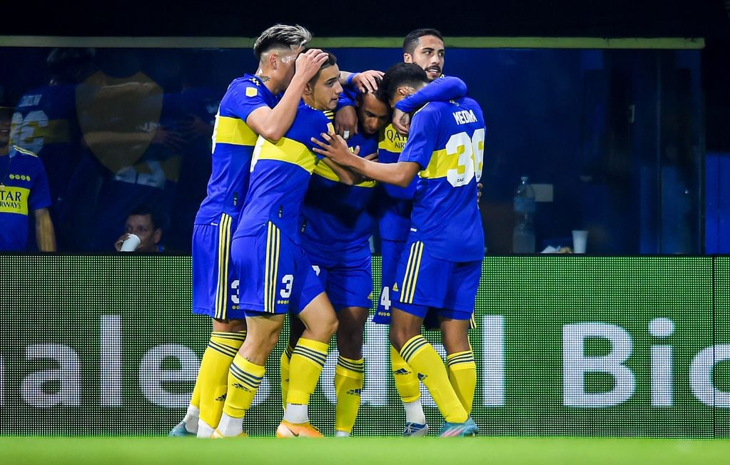 Boca venció por 2 a 1 a Arsenal por la primera fecha del Torneo de la Liga Profesional.