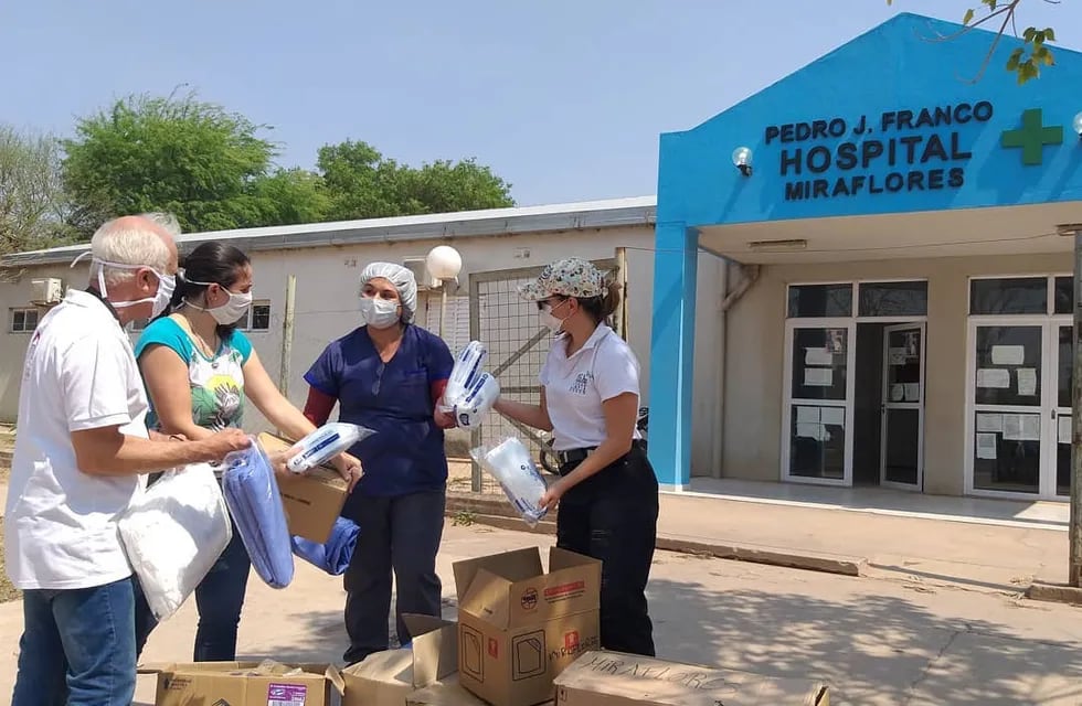 Desde el inicio de la pandemia, Ciudad Limpia lleva donaciones a los hospitales.