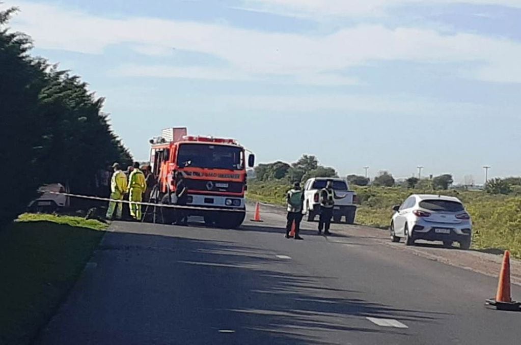 A fines de diciembre, un automovilista despistó y murió luego de chocar en la Autopista Rosario-Santa Fe a la altura de Oliveros. (Pregón)