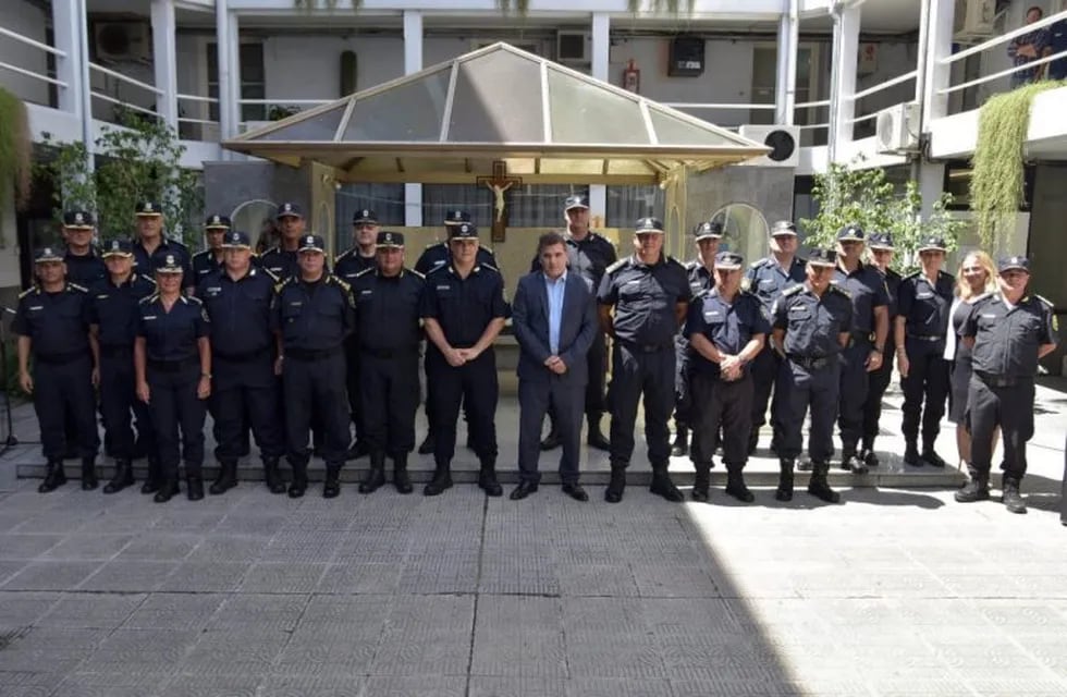 Renovaron la cúpula de la Policía Bonaerense y sumaron a otra mujer.