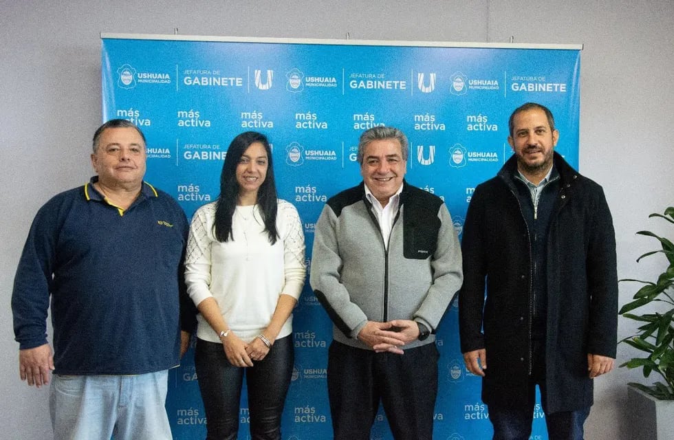 El jefe de Gabinete de Ushuaia se reunió con autoridades del Correo Argentino