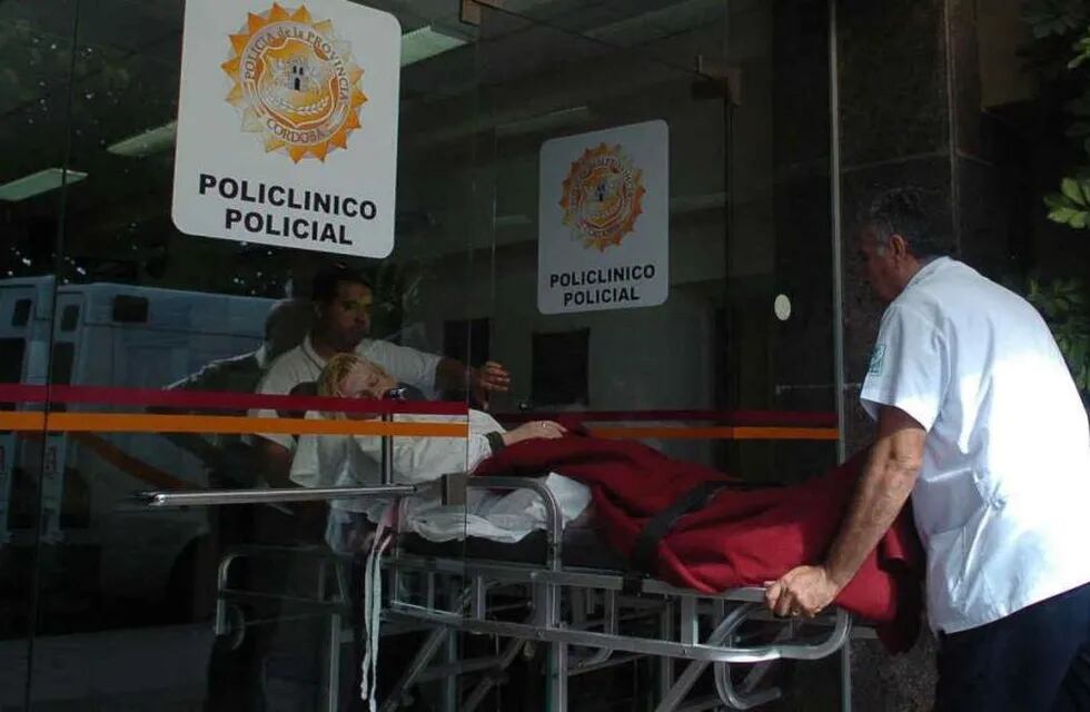 Los uniformados fueron atendidos en Policlínico Policial  de Córdoba.