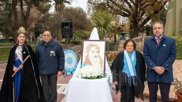 Stevanato presidió el acto por el Día de la Bandera en Maipú