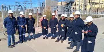 Alumnos de la Tec. Univ. en Energías Renovables y Convencionales visitaron Pampa Energía de Bahía Blanca
