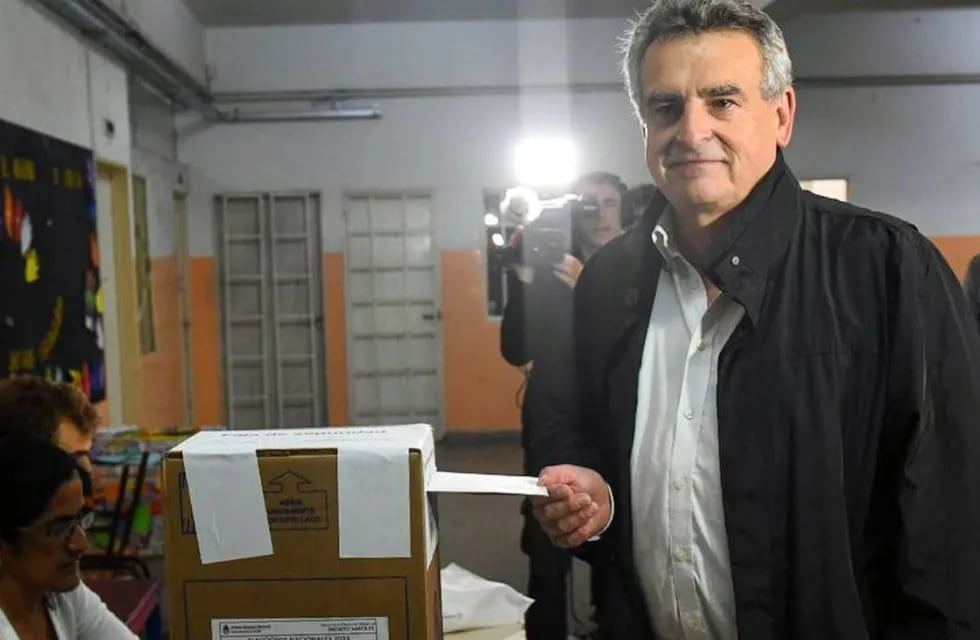 Votó Agustín Rossi en Rosario