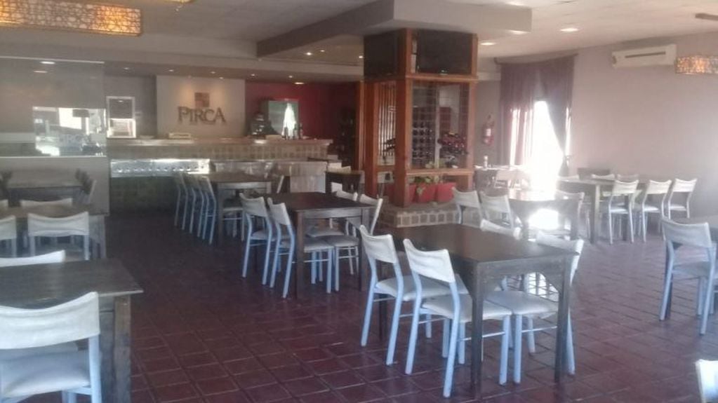 Abrieron los restaurantes en Arroyito con poca concurrencia