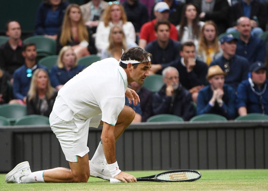 Roger Federer ya había anunciado que estaría fuera del circuito "por muchos meses" por una nueva cirugía.