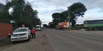 Protesta de autoconvocados en Tucumán. Realizan cortes de rutas.