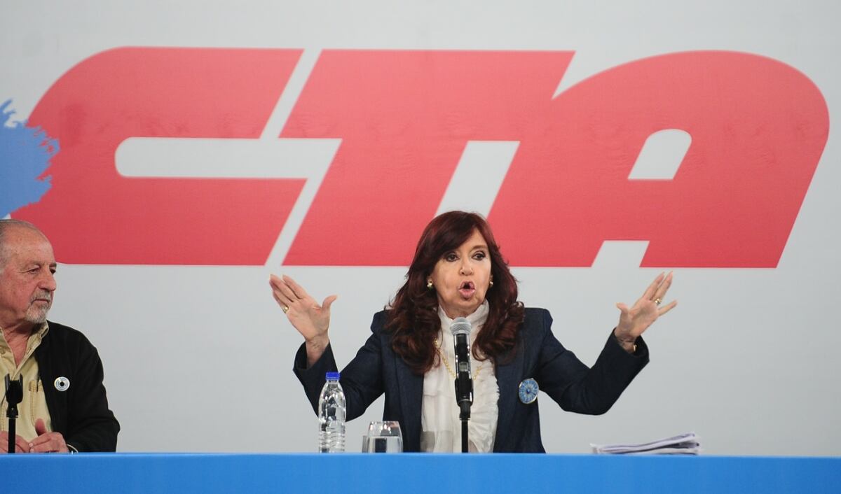 Este lunes, Cristina Kirchner apuntó a los movimientos sociales. (Foto: Clarín)