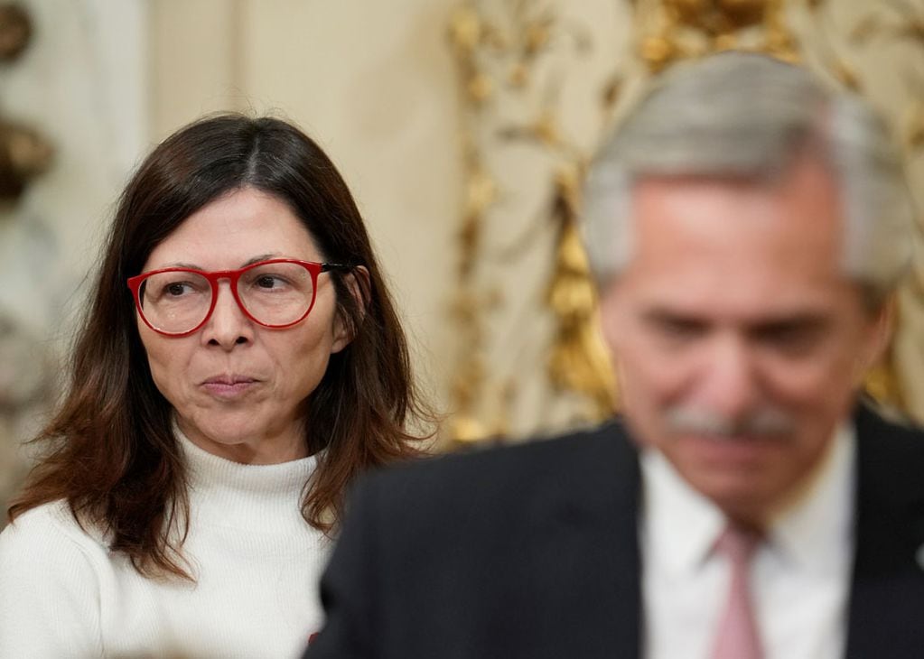 Silvina Batakis asumió como ministra de Economía tras la toma del juramento de Alberto Fernández. (AP)