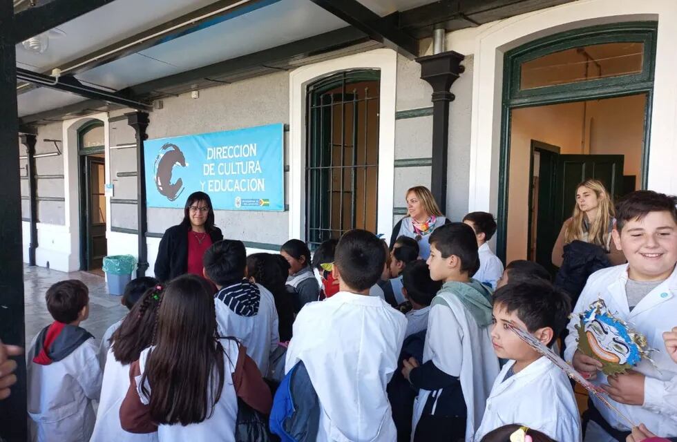 Visita de alumnos de la Escuela Nº 26 al Centro Cultural La Estación