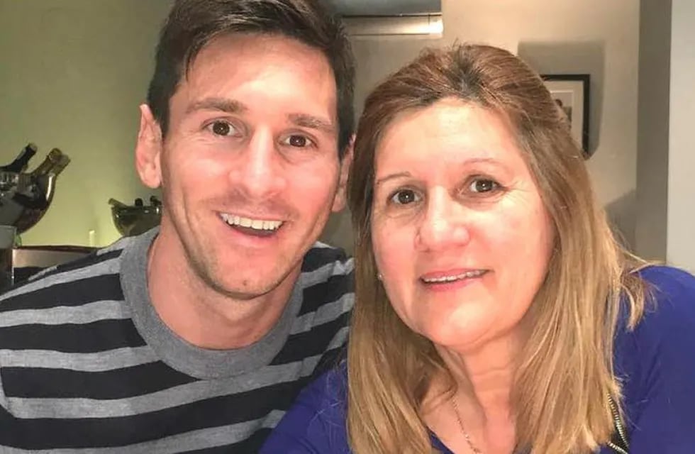 Celia, la madre de Leo Messi fue a la pizzería que se volvió viral por el reto a un cliente de Rosario.
