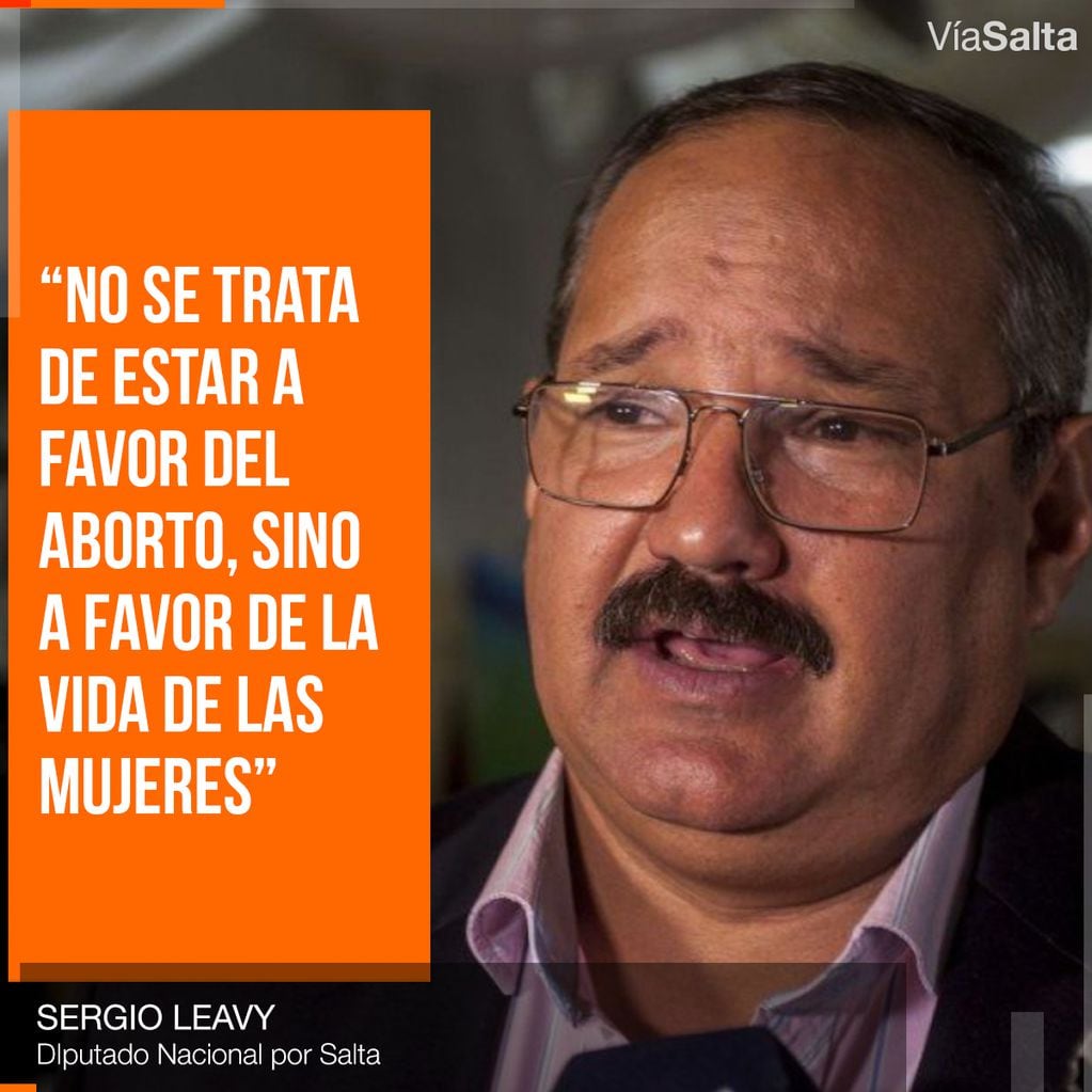 El senador Sergio Leavy cambió su postura y votó a favor del aborto.