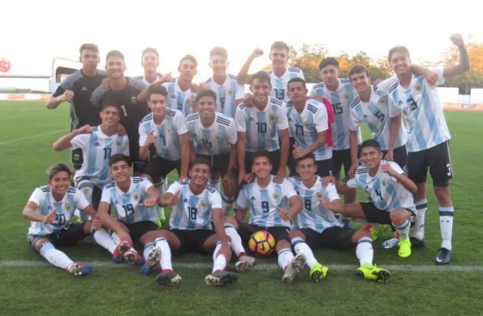 La Selección Sub-16 se consagró campeón de un torneo amistoso en Portugal. (Twitter)