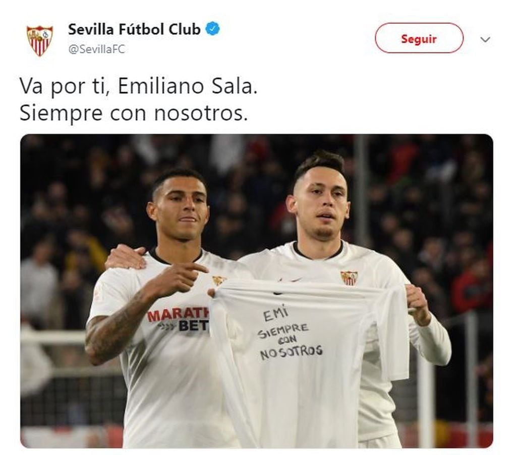 Sevilla se sumó al homenaje a Emiliano Sala. (Twitter/@SevillaFC)