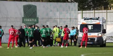 Raphael Dwamena murió durante un partido en Albania