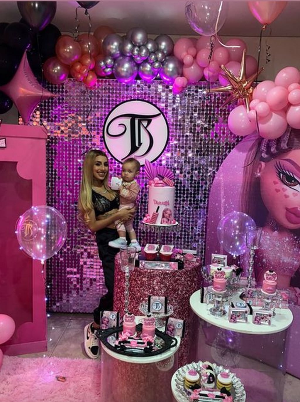 Tamara Báez festejó su cumpleaños con la temática de "Muñecas Bratz". Foto: Instagram.
