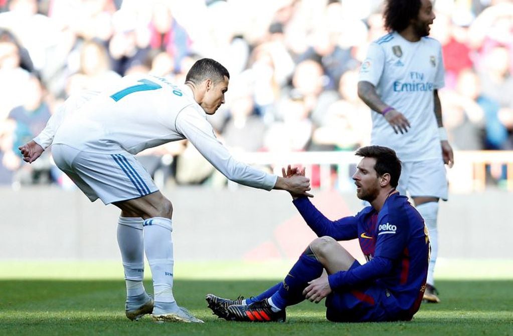 Cristiano Ronaldo y Lionel Mess (AP /Francisco Seco)