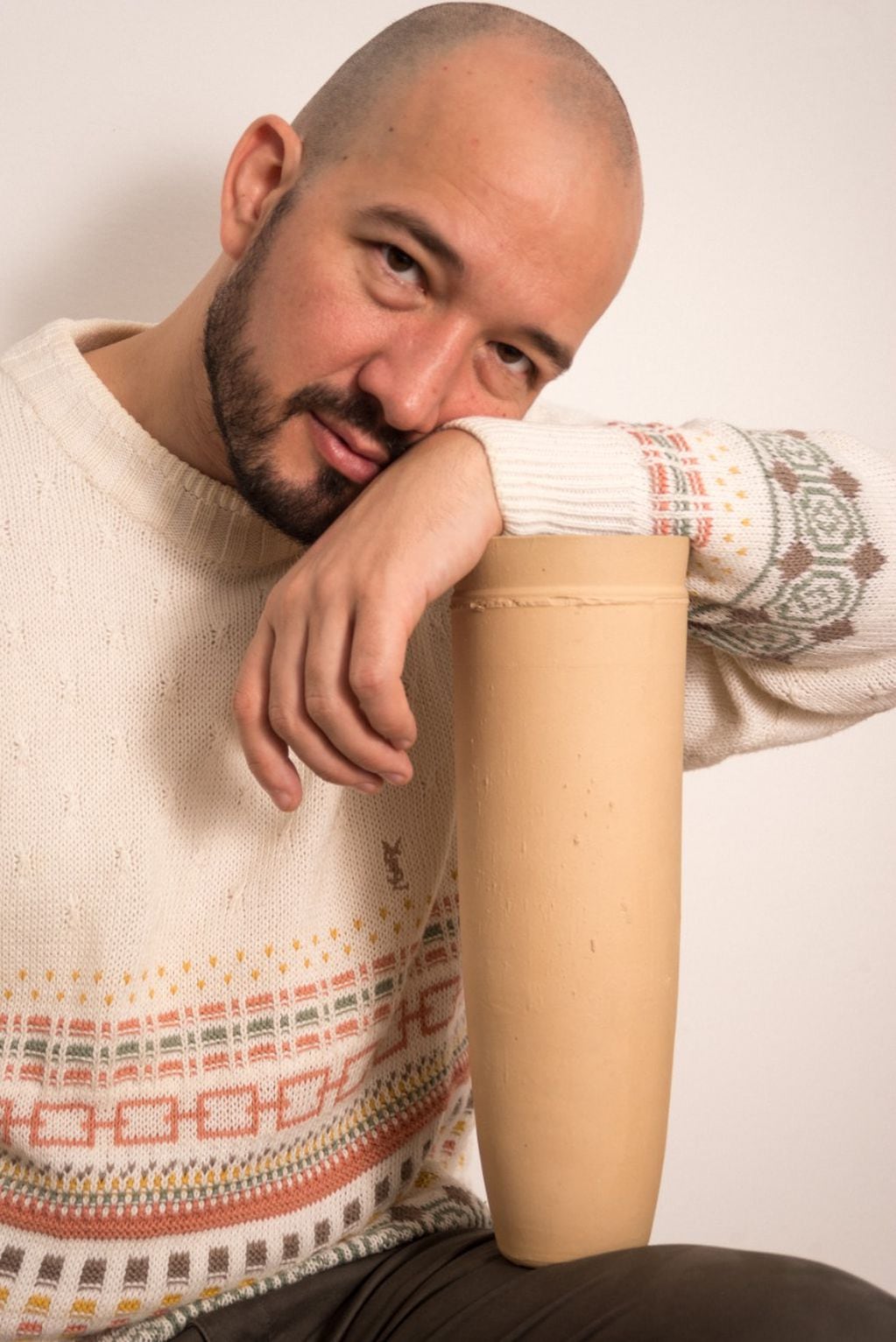 Manu Maurino: creador de "Elmo",  su marca de objetos de cerámica hechos en Córdoba y Carlos Paz. Foto: