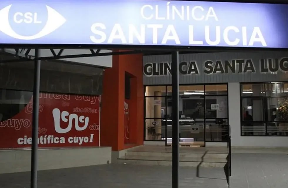 La mujer denunció haber sido abusada en uno de los consultorios de la Clínica Santa Lucía.